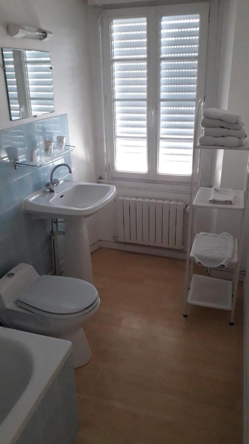 L'Entracte Hotell Saint-Paul-du-Bois Exteriör bild