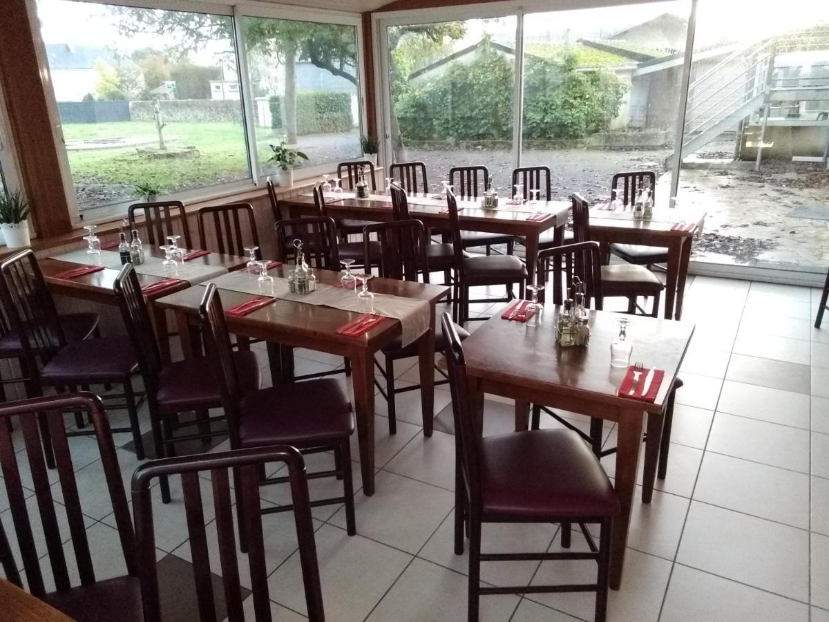 L'Entracte Hotell Saint-Paul-du-Bois Exteriör bild